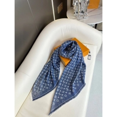 Louis Vuitton Scarf